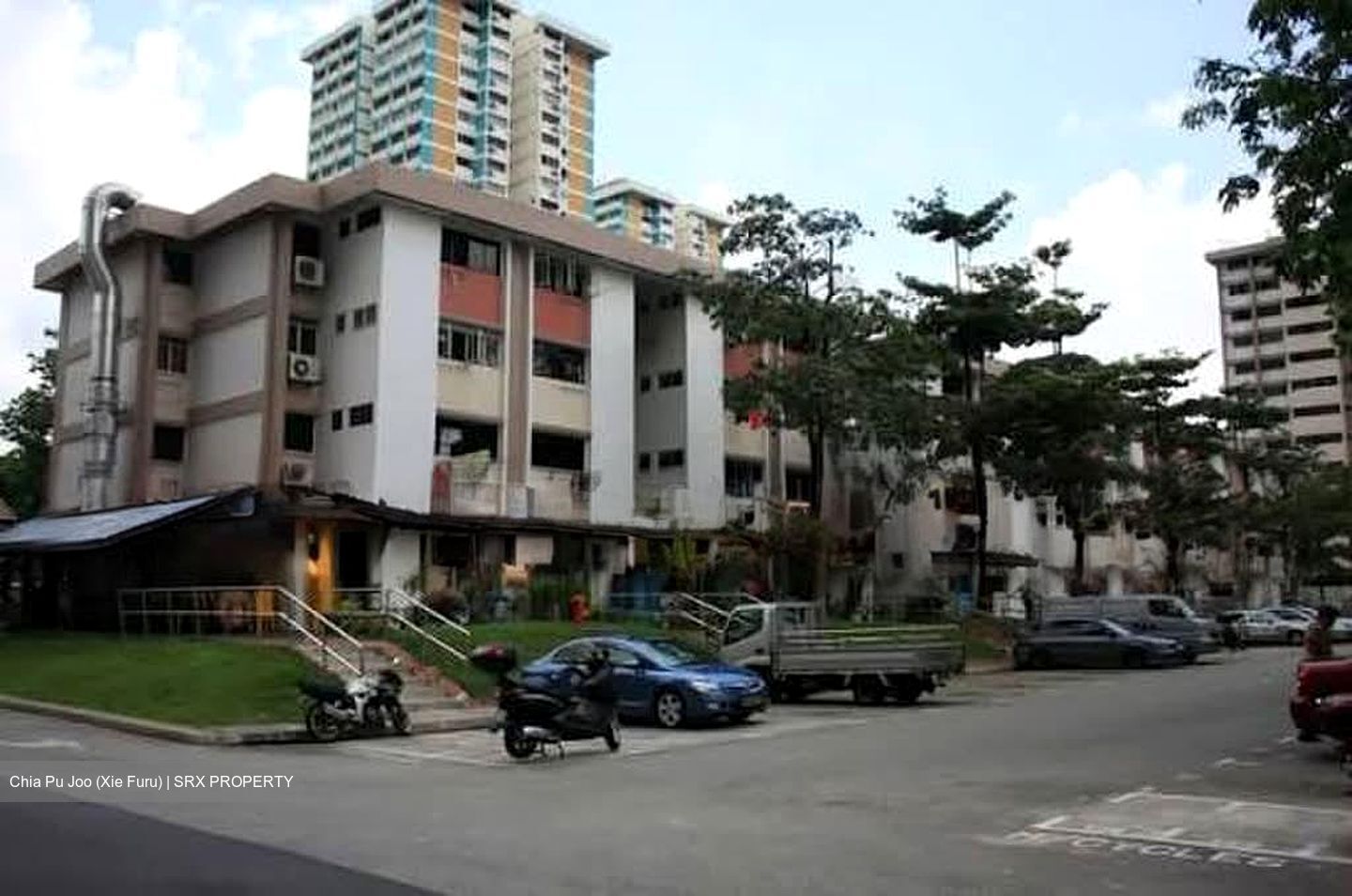 Bedok Shopping Complex (D16), Shop House #584465231